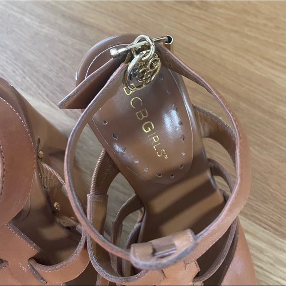 BCBG Girls Ankle Strap Leathet Heels 7 37 BG Anchor - Picture 5 of 8